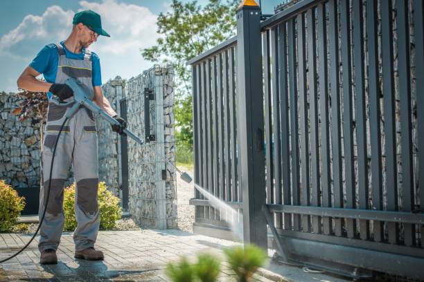 Best Animal Enclosure Cleaning  in Lely, FL